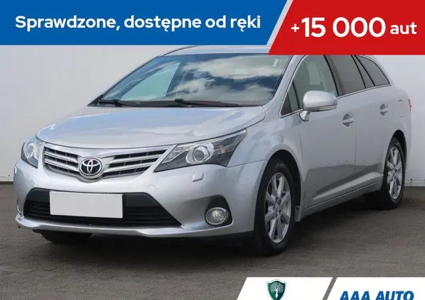 wielkopolskie Toyota Avensis cena 36000 przebieg: 225341, rok produkcji 2014 z Nekla